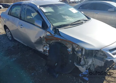 2011 Toyota Corolla Le z USA, uszkodzony, nr VIN JTDBU4EE9BJ099519